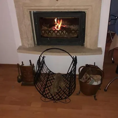 Apartman One Bedroom Flat With Garden And Barbeque Banszko