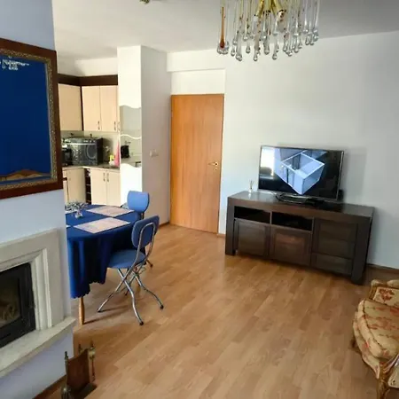 One Bedroom Flat With Garden And Barbeque Apartman *