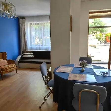 One Bedroom Flat With Garden And Barbeque بانسكو