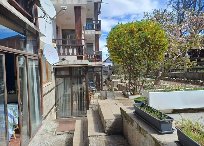 One Bedroom Flat With Garden And Barbeque * بانسكو